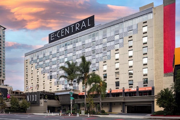 E Central Hotel Los Angeles image 18