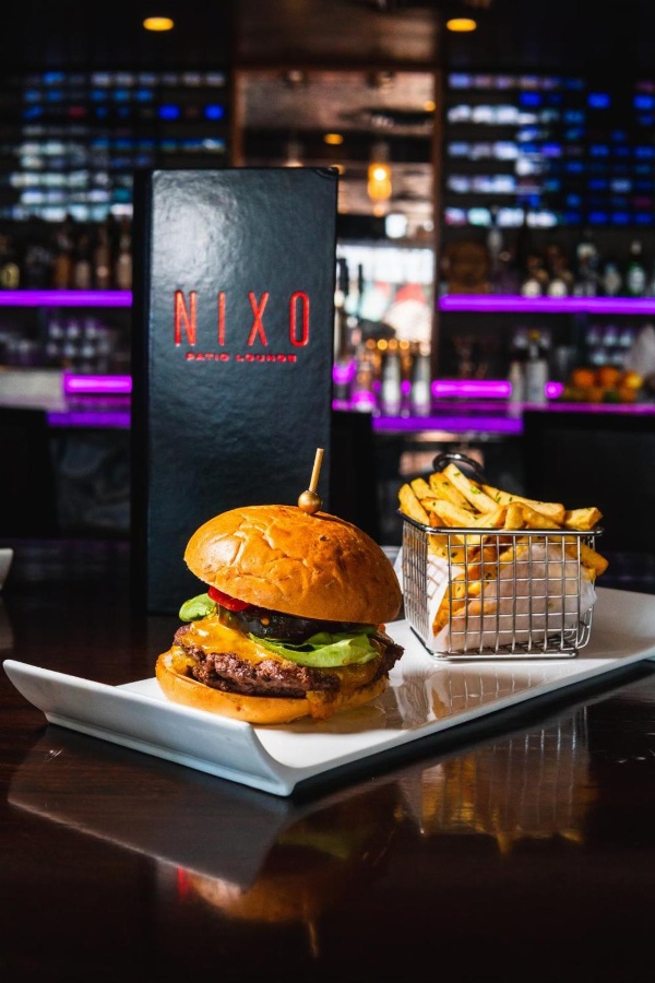 E Central Hotel Los Angeles image 5